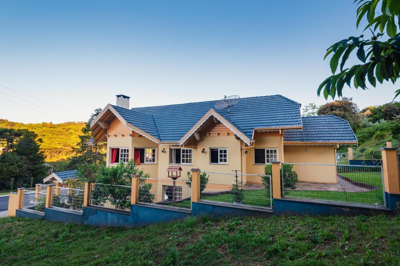 Casa Ampla Com Comodos Confortaveis Грамаду Экстерьер фото
