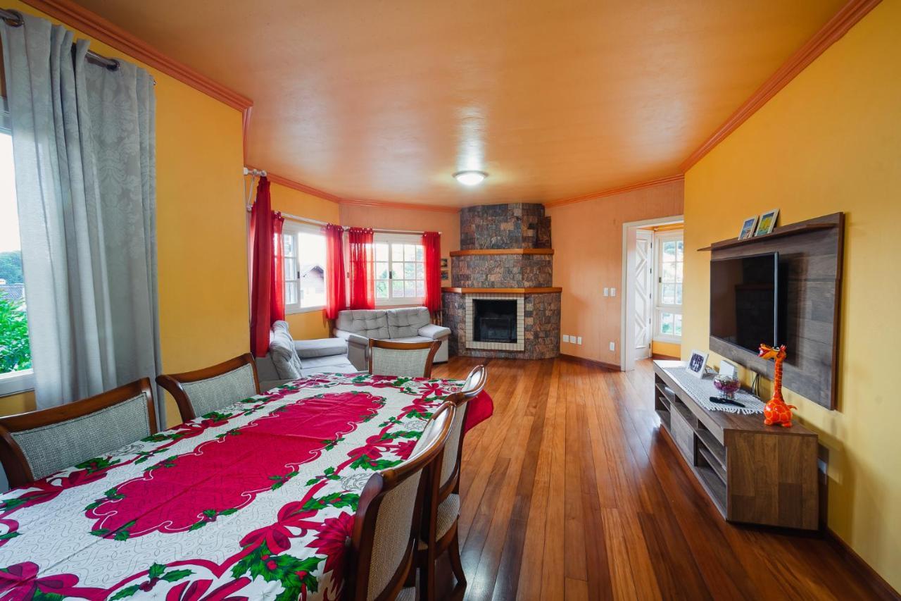 Casa Ampla Com Comodos Confortaveis Грамаду Экстерьер фото